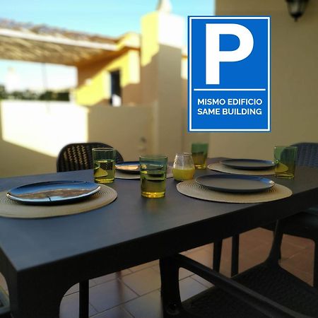Malaga Yellow Duplex Free Parking And Terrace Eksteriør billede